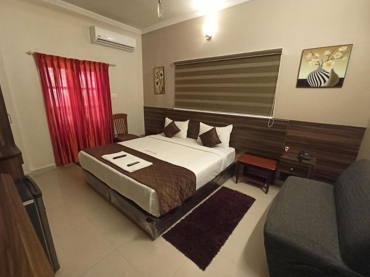 Hotel I-Way Residency Perungudi Chennai Exterior photo