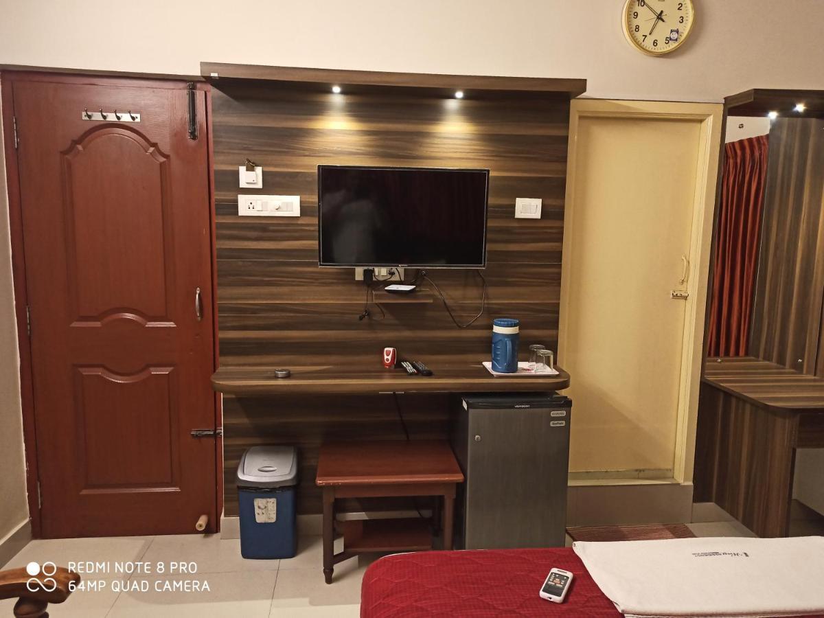 Hotel I-Way Residency Perungudi Chennai Exterior photo